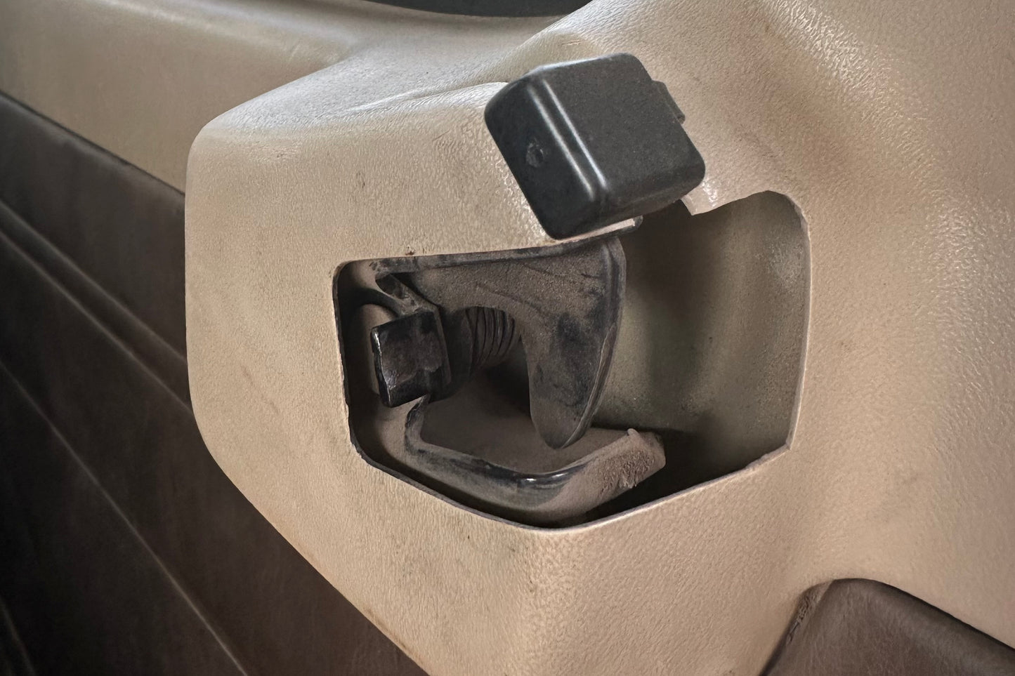 FJ60/62 Rear Seat Latch Bumpers